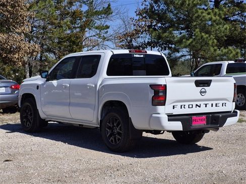 New 2026 Nissan Frontier SV image 3