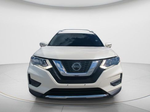 Certified 2020 Nissan Rogue SV image 8