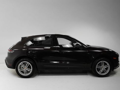 Used 2023 Porsche Macan AWD/4WD image 8