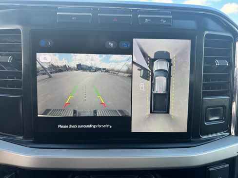 Used 2023 Ford F350 XLT w/ XLT Premium Package AWD/4WD image 25