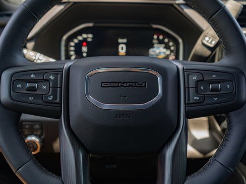 New 2026 GMC Sierra 3500 Denali Ultimate AWD/4WD image 10