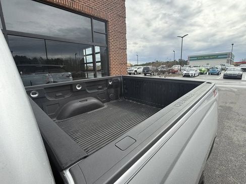 Used 2018 Chevrolet Silverado 1500 LT w/ All Star Edition image 9