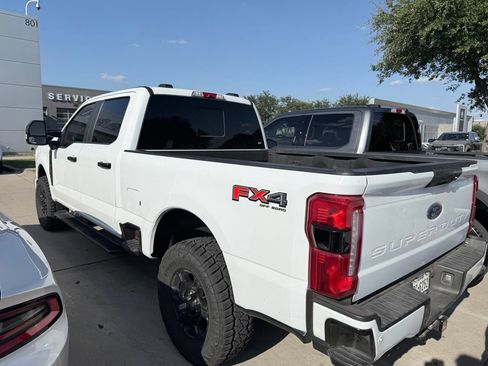 Used 2023 Ford F250 XL w/ STX Appearance Package AWD/4WD image 3