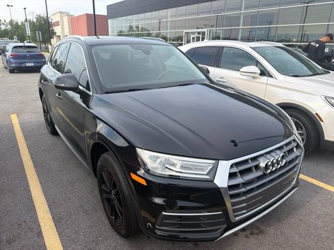 Used 2020 Audi Q5 2.0T Premium w/ Convenience Package AWD/4WD image 1