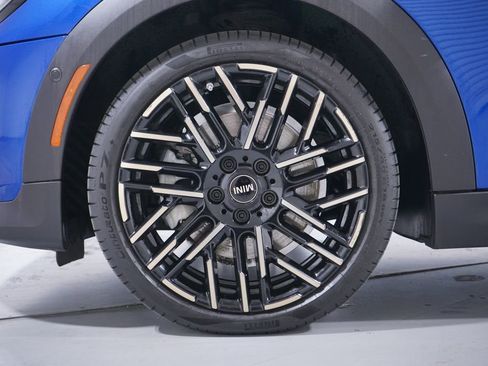 Used 2025 MINI Cooper S image 2