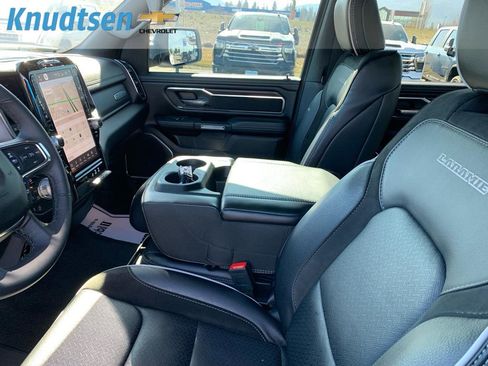 Used 2025 RAM 1500 Laramie image 19