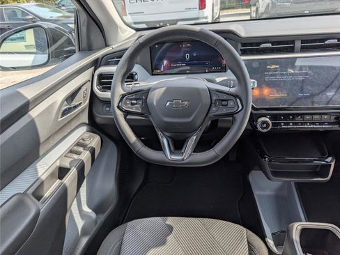New 2027 Chevrolet Bolt LT w/ Comfort Package FWD image 12