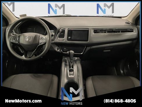 Used 2022 Honda HR-V EX image 10