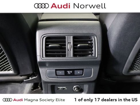 Used 2023 Audi Q5 2.0T Premium w/ Convenience Package AWD/4WD image 23