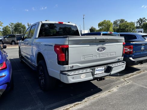 Used 2024 Ford F150 Lightning Flash AWD/4WD image 8