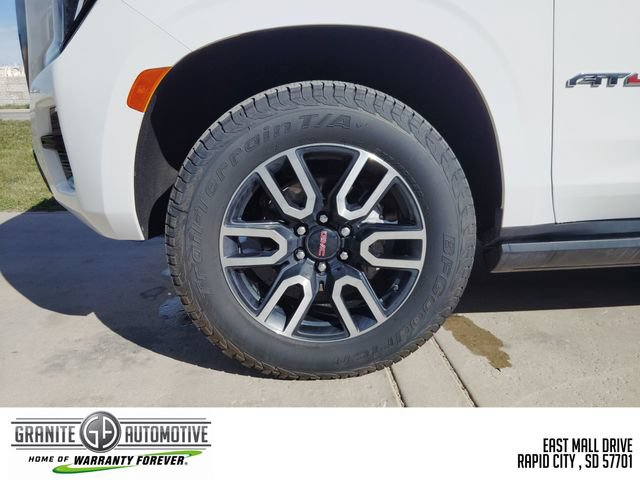 Used 2024 GMC Yukon XL AT4 w/ Technology Package AWD/4WD image 27