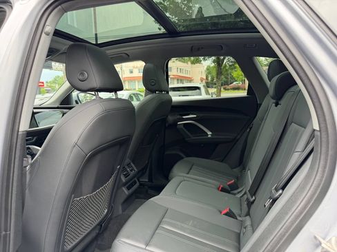 Used 2025 Audi Q5 Premium w/ Convenience Package AWD/4WD image 27