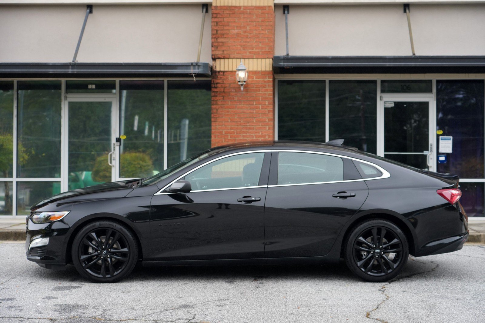 Used 2024 Chevrolet Malibu LT w/ Midnight Edition FWD image 43