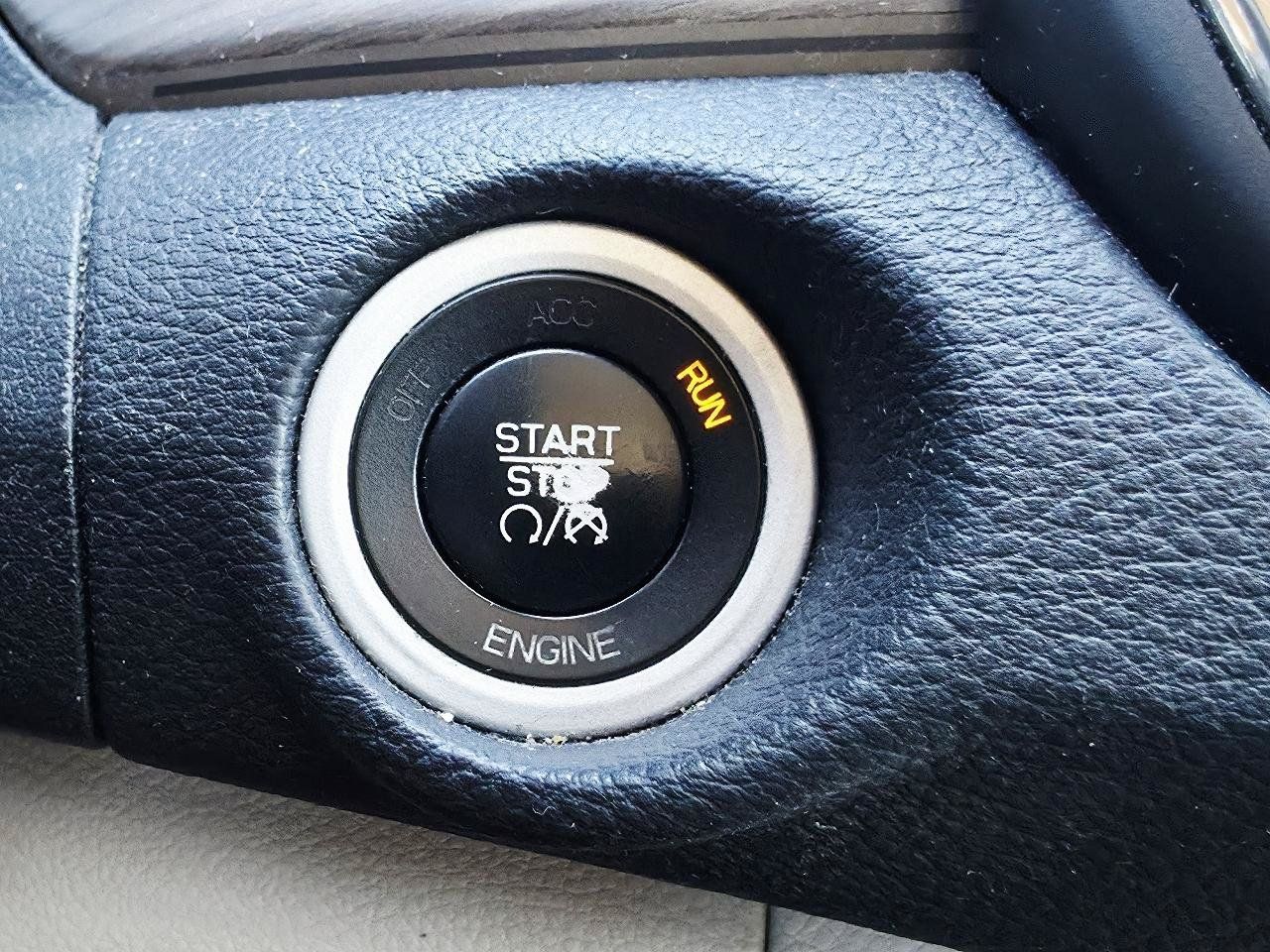 Used 2015 Chrysler 200 C w/ Navigation & Sound Group I AWD/4WD image 32