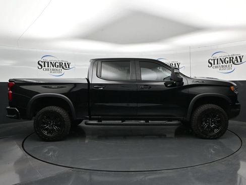 Used 2025 Chevrolet Silverado 1500 ZR2 w/ Technology Package AWD/4WD image 8