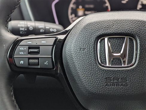 New 2025 Honda Pilot Touring image 26