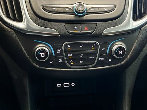Used 2022 Chevrolet Equinox LT image 25