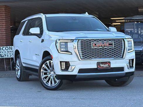 Used 2022 GMC Yukon Denali image 1