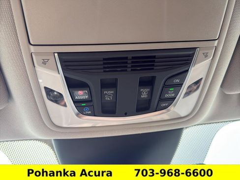 Used 2023 Acura MDX SH-AWD w/ Technology Package image 19