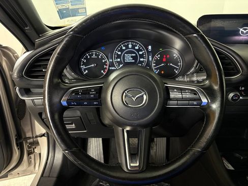 Used 2024 MAZDA MAZDA3 s FWD image 19
