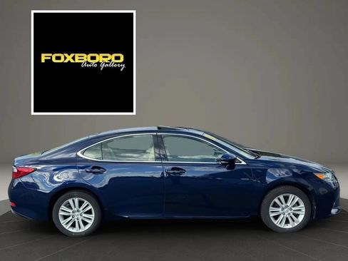 Used 2013 Lexus ES 350 w/ Luxury Pkg FWD image 4