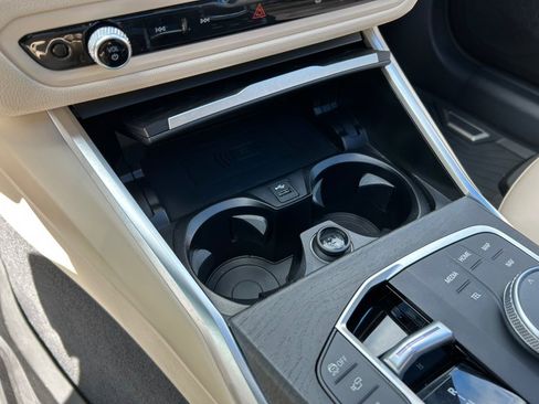 Used 2023 BMW i4 eDrive40 image 35