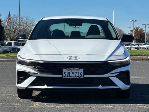 New 2025 Hyundai Elantra Sport image 6