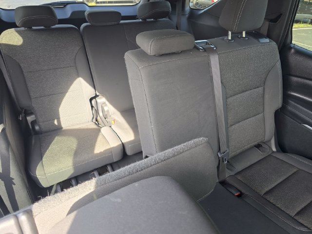 Used 2024 Chevrolet Traverse LS w/ Midnight/Sport Edition FWD image 27