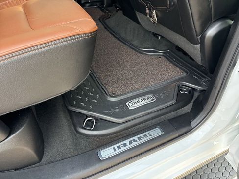 Used 2022 RAM 1500 Limited image 24