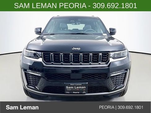 New 2026 Jeep Grand Cherokee Limited AWD/4WD image 2