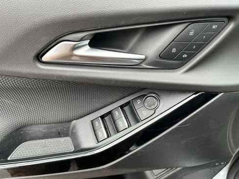 New 2026 Chevrolet Equinox RS w/ Convenience Package III image 16