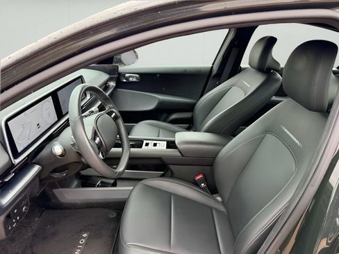 Used 2023 Hyundai Ioniq 6 SEL RWD image 10