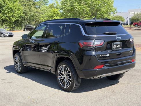 Used 2023 Jeep Compass Limited w/ Elite Group AWD/4WD image 25