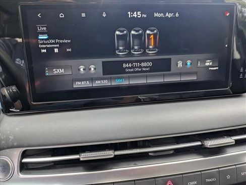 Used 2023 Hyundai Palisade SEL FWD image 13