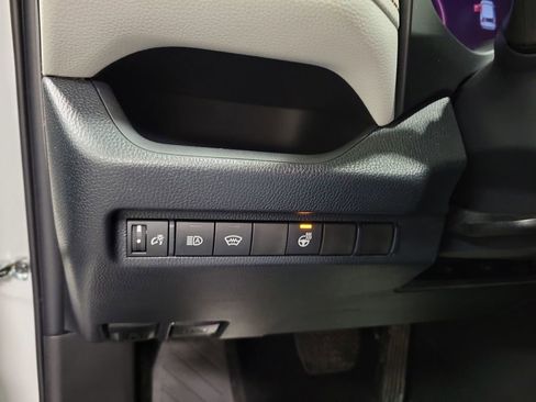 Used 2023 Toyota RAV4 XLE image 20