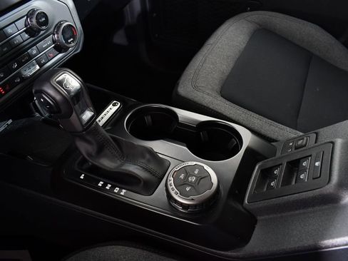 Used 2025 Ford Bronco Big Bend image 31