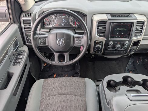Used 2019 RAM 1500 Big Horn AWD/4WD image 16