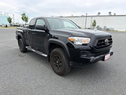 Used 2021 Toyota Tacoma SR w/ SX Package AWD/4WD image 7