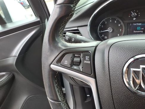 Used 2022 Buick Encore Preferred w/ Safety Package AWD/4WD image 22