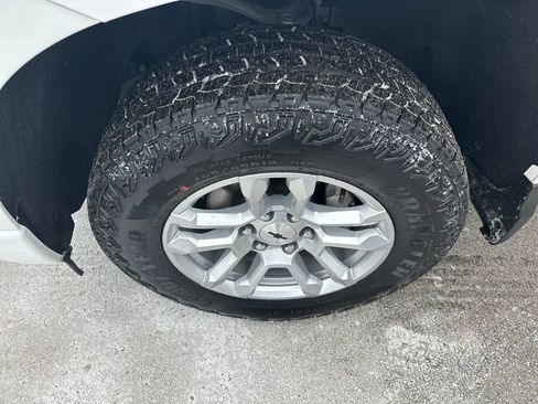 Certified 2022 Chevrolet Silverado 1500 RST w/ Z71 Off-Road Package image 12