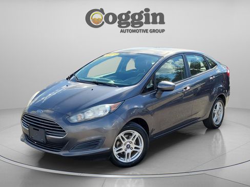 Certified 2019 Ford Fiesta SE image 1