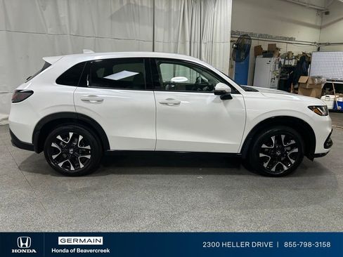 Used 2026 Honda HR-V EX-L image 9