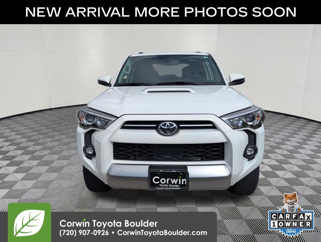 Used 2023 Toyota 4Runner TRD Off-Road Premium w/ Moonroof Package AWD/4WD image 2