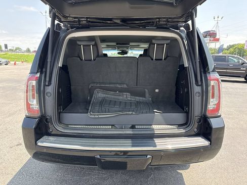 Used 2020 GMC Yukon Denali w/ Denali Ultimate Package AWD/4WD image 9