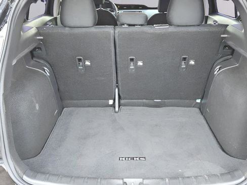 Used 2024 Nissan Kicks S FWD image 11