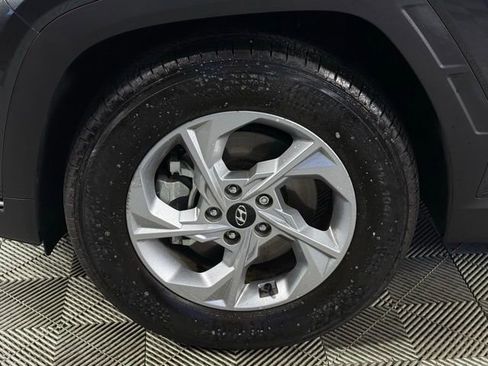 Used 2024 Hyundai Tucson SE image 13