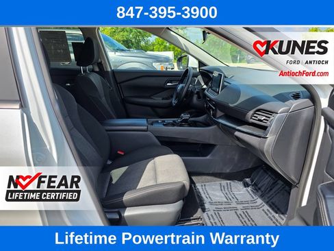 Used 2025 Nissan Rogue SV FWD image 33