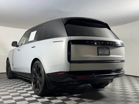 Used 2023 Land Rover Range Rover Long Wheelbase Autobiography AWD/4WD image 4