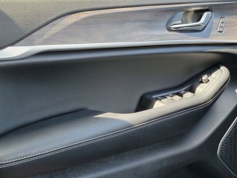 New 2026 Jeep Grand Cherokee L Limited AWD/4WD image 36