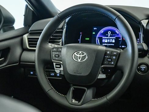 Used 2025 Toyota Camry SE w/ Multimedia Upgrade Package FWD image 13